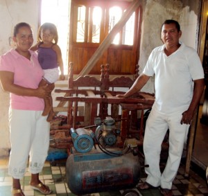 Beduith and Moses, rebuilding their home in Barranquilla.